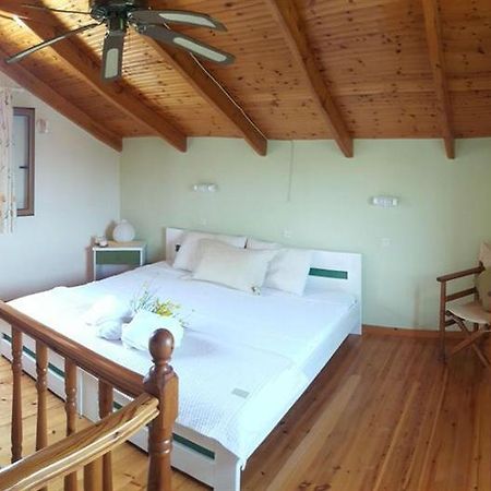 Epi Apartments Lourdata  Luaran gambar