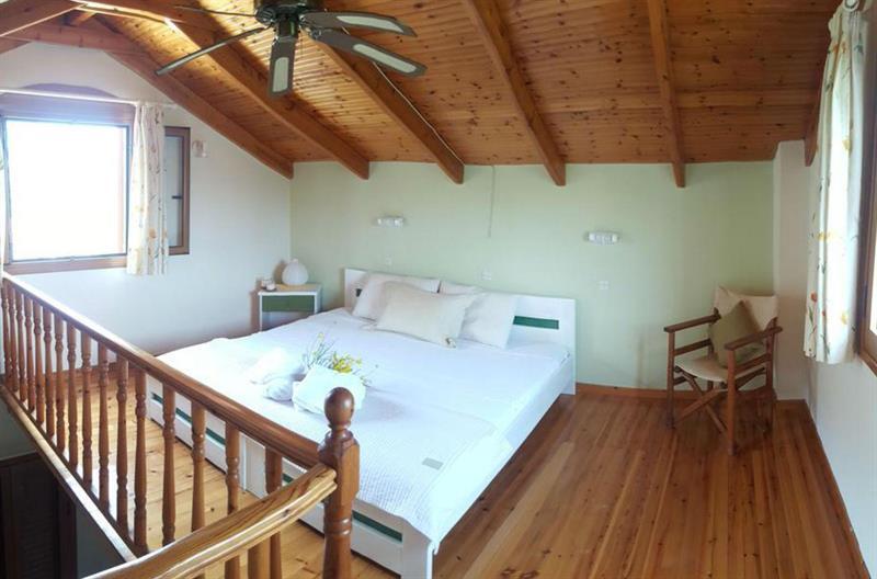 Epi Apartments Lourdata  Luaran gambar